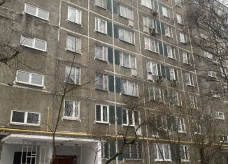 Продажа трехкомнатной квартиры, 61 м2, Москва, улица 26 Бакинских Комиссаров, 3к1, метро Тропарёво