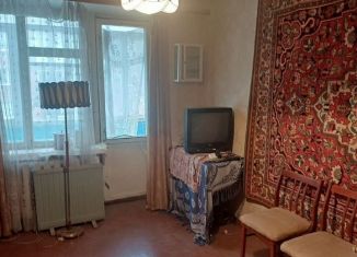 Продажа 2-комнатной квартиры, 46 м2, Таганрог, улица Мичурина, 3