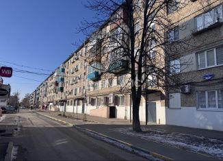 Продам однокомнатную квартиру, 31 м2, Балаково, улица Факел Социализма, 15