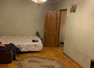 Сдам в аренду 2-ком. квартиру, 44 м2, Москва, улица Фёдора Полетаева, 15к1, метро Окская