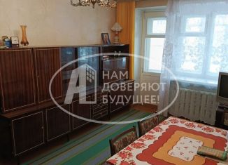 Продажа 2-ком. квартиры, 43 м2, Глазов, улица Пряженникова, 7