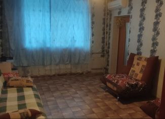 Продам 2-ком. квартиру, 40 м2, Саратов, Миллеровская улица, 52