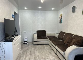 Продам 2-ком. квартиру, 45 м2, Усолье-Сибирское, улица Ленина, 85