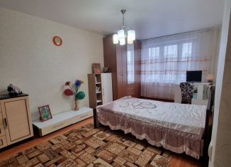 Продаю многокомнатную квартиру, 33 м2, Москва, Матвеевская улица, 1