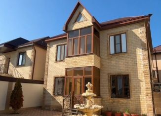 Продам дом, 180 м2, Махачкала, улица Салмана Галимова