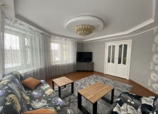 Продается трехкомнатная квартира, 91.9 м2, Республика Башкортостан, улица Карла Маркса, 17