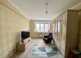 Продается 2-ком. квартира, 54.1 м2, Липецк, улица Хренникова, 1