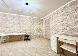 Продаю торговую площадь, 20 м2, Армавир, Новороссийская улица, 75