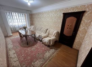 Сдам в аренду 3-ком. квартиру, 70 м2, Махачкала, улица Габитова