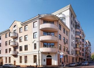 Продажа 4-комнатной квартиры, 165.5 м2, Москва, Большой Харитоньевский переулок, 16-18, метро Красные Ворота