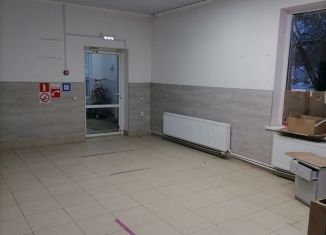 Продам торговую площадь, 135 м2, поселок Каменномостский, Привокзальная улица, 14А