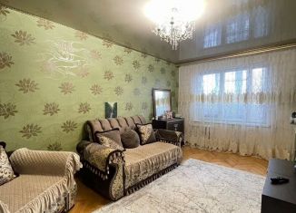 Продается 2-ком. квартира, 55 м2, Кабардино-Балкариия, проспект Кулиева, 6