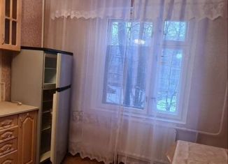 Сдается 1-комнатная квартира, 40 м2, Луга, проспект Володарского, 38