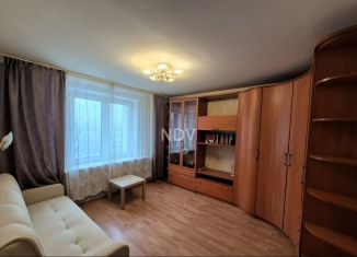 Продам 2-ком. квартиру, 39 м2, Москва, Можайский район, улица Багрицкого, 1