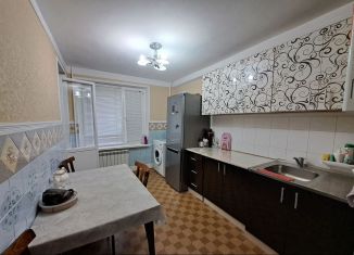 Продам 3-комнатную квартиру, 70 м2, Дербент, проспект Агасиева, 12Б