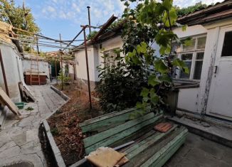 Продам дом, 100 м2, Евпатория, улица Дёмышева