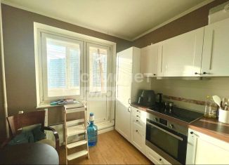 Продам 1-ком. квартиру, 42 м2, Москва, Якорная улица, 4, метро Технопарк