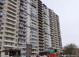 Продается 2-ком. квартира, 57.6 м2, Волгоград, улица Расула Гамзатова, 21