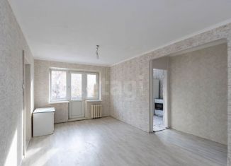 Продажа 2-ком. квартиры, 45 м2, Тюмень, улица Энергетиков, 54, Ленинский округ