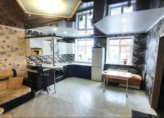 4-комнатная квартира на продажу, 110 м2, посёлок Пригородный, Звёздный проспект, 116