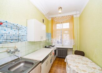 Продается трехкомнатная квартира, 54 м2, Екатеринбург, проспект Орджоникидзе, 18, проспект Орджоникидзе