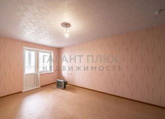Продается 2-комнатная квартира, 76 м2, Липецк, улица Виктора Музыки, 8, район Опытной Станции