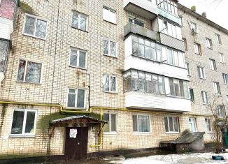 1-комнатная квартира на продажу, 30.3 м2, посёлок городского типа Знаменка, улица Ленина, 5