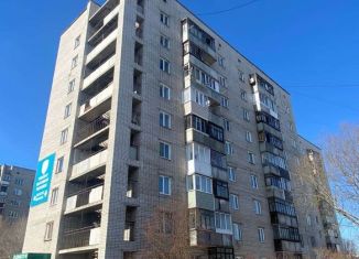 Продажа многокомнатной квартиры, 37 м2, Барнаул, улица Бабуркина, 11