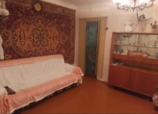 Продаю 2-комнатную квартиру, 47 м2, Жуковка, улица Чайковского