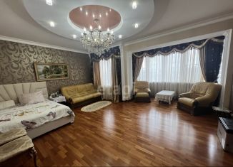 Четырехкомнатная квартира на продажу, 141 м2, Черкесск, улица Ленина, 154Б