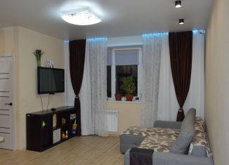 3-комнатная квартира на продажу, 60 м2, село Новолуговое, 3-й квартал, 40