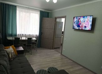 Аренда трехкомнатной квартиры, 62 м2, Феодосия, Крымская улица, 7