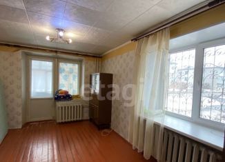 Продается 2-комнатная квартира, 44.4 м2, поселок городского типа Пышма, Заводская улица, 17