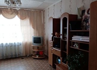 Продается 2-комнатная квартира, 38 м2, Мензелинск, улица Габдуллы Тукая, 57