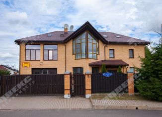 Продается дом, 547 м2, деревня Глинка, Михайловская улица, 52