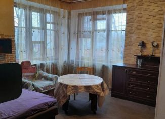 Сдается трехкомнатная квартира, 90 м2, Москва, улица Доватора, 9, метро Спортивная