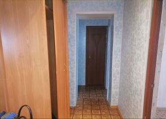 Продам 2-комнатную квартиру, 48 м2, Горнозаводск, улица Свердлова, 53