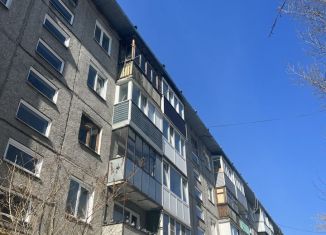 Продам двухкомнатную квартиру, 47 м2, Барнаул, улица Георгия Исакова, Ленинский район