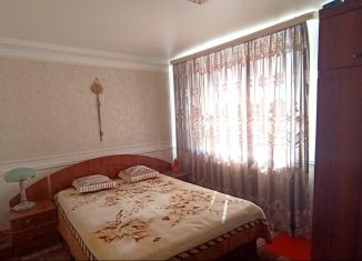 Продам 2-комнатную квартиру, 57.2 м2, село Кочубеевское, улица Менделеева, 3