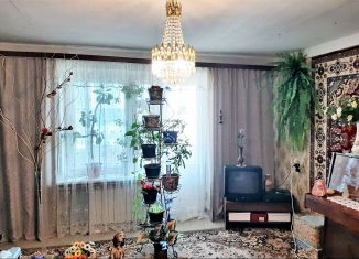 Продам четырехкомнатную квартиру, 74.3 м2, Ростовская область, Советская улица, 233