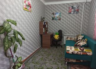 Продаю 2-ком. квартиру, 43.2 м2, Темрюк, Октябрьская улица, 181