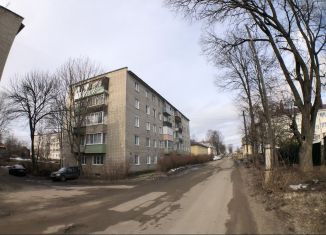 Продается 2-ком. квартира, 41 м2, Тутаев, улица Луначарского, 101