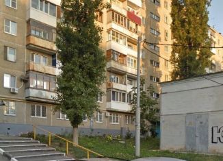 Продается 4-ком. квартира, 78.7 м2, Саратов, Кировский район, проспект имени 50 лет Октября, 72