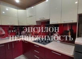 Продам 3-комнатную квартиру, 61.9 м2, Курск, проспект Хрущёва, 4