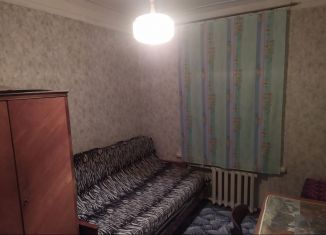 Сдается 2-комнатная квартира, 60 м2, Смоленск, улица Твардовского, 10