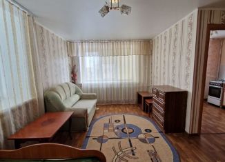 Продаю однокомнатную квартиру, 30 м2, Менделеевск, улица Бурмистрова, 2