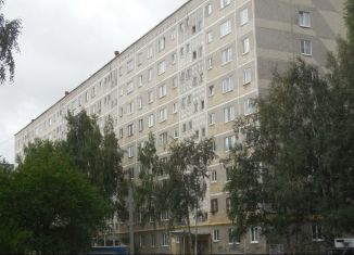 Продаю четырехкомнатную квартиру, 63.5 м2, Екатеринбург, Сиреневый бульвар, 9, Сиреневый бульвар