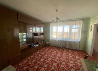 Продается 3-комнатная квартира, 55.8 м2, Ленинградская область, проспект Героев, 7