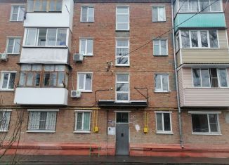 Двухкомнатная квартира на продажу, 43.3 м2, Новочеркасск, улица Макаренко, 8Б