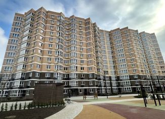 Продажа двухкомнатной квартиры, 68 м2, Краснодар, улица Ветеранов, 85